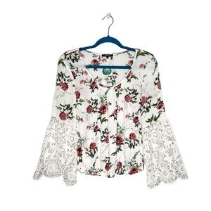 NWT RolyPoly Floral Lace Bell Sleeve Crinkle Rayon Blend Blouse